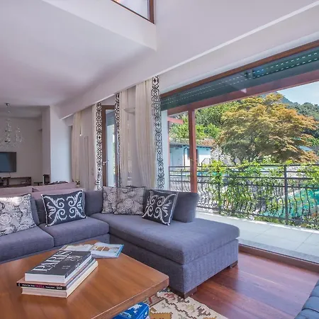 Sleeps 10 Pool Air Con Βίλα