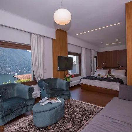 Βίλα Sleeps 10 Pool Air Con Moltrasio