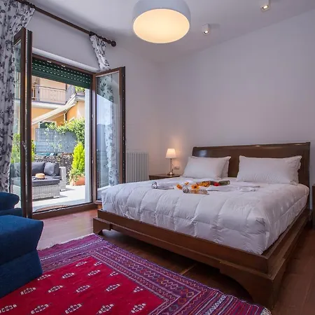 Βίλα Sleeps 10 Pool Air Con Moltrasio